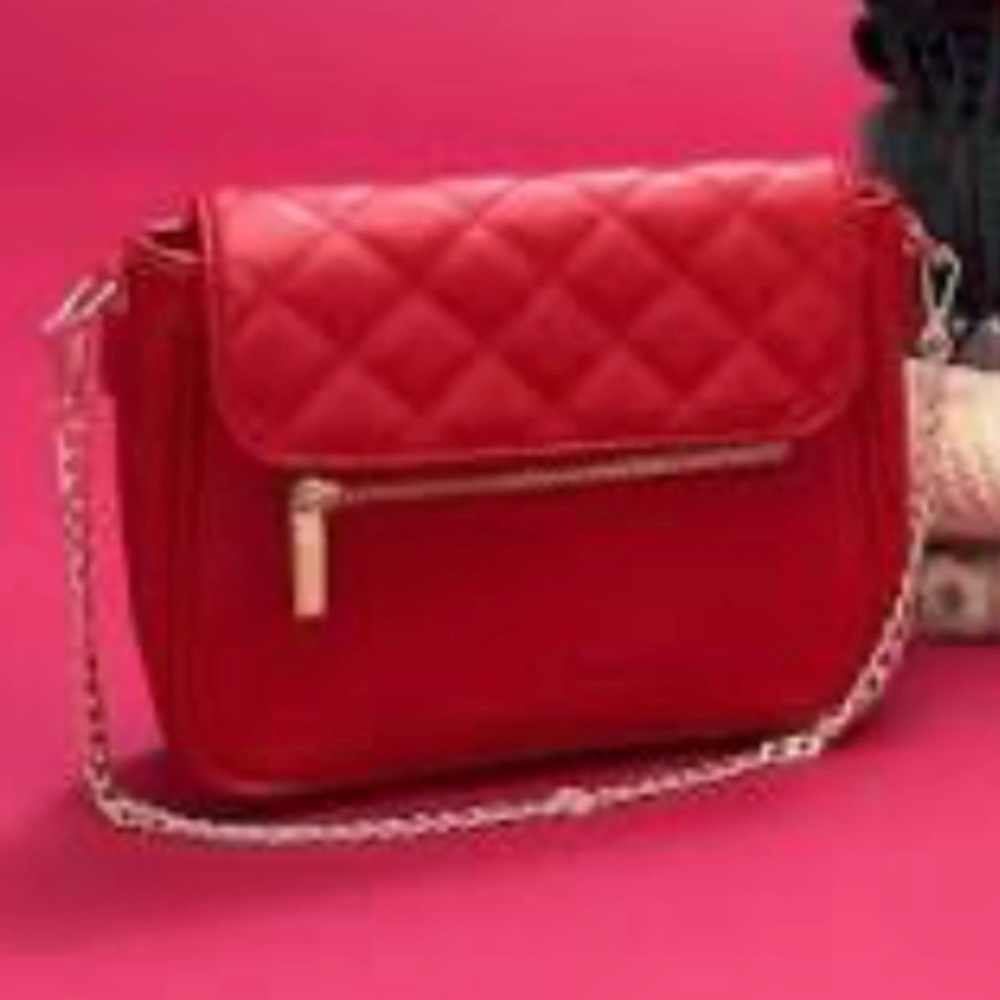 MODE Crimson Red Carryall Chain Crossbody Quilted Purse Handbag Brand New NWT